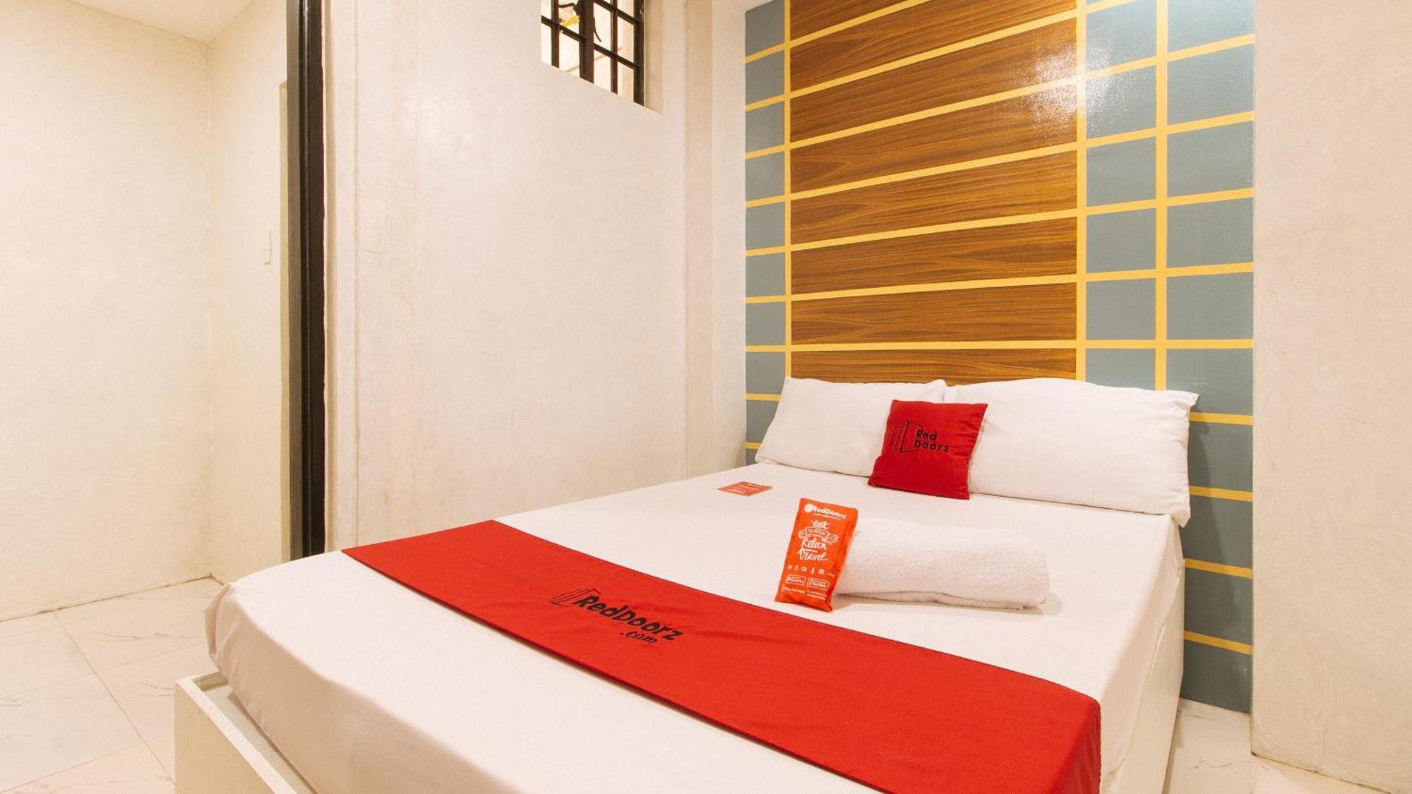 Hotel Reddoorz @ Piy Margal Sampaloc Manila Exterior foto