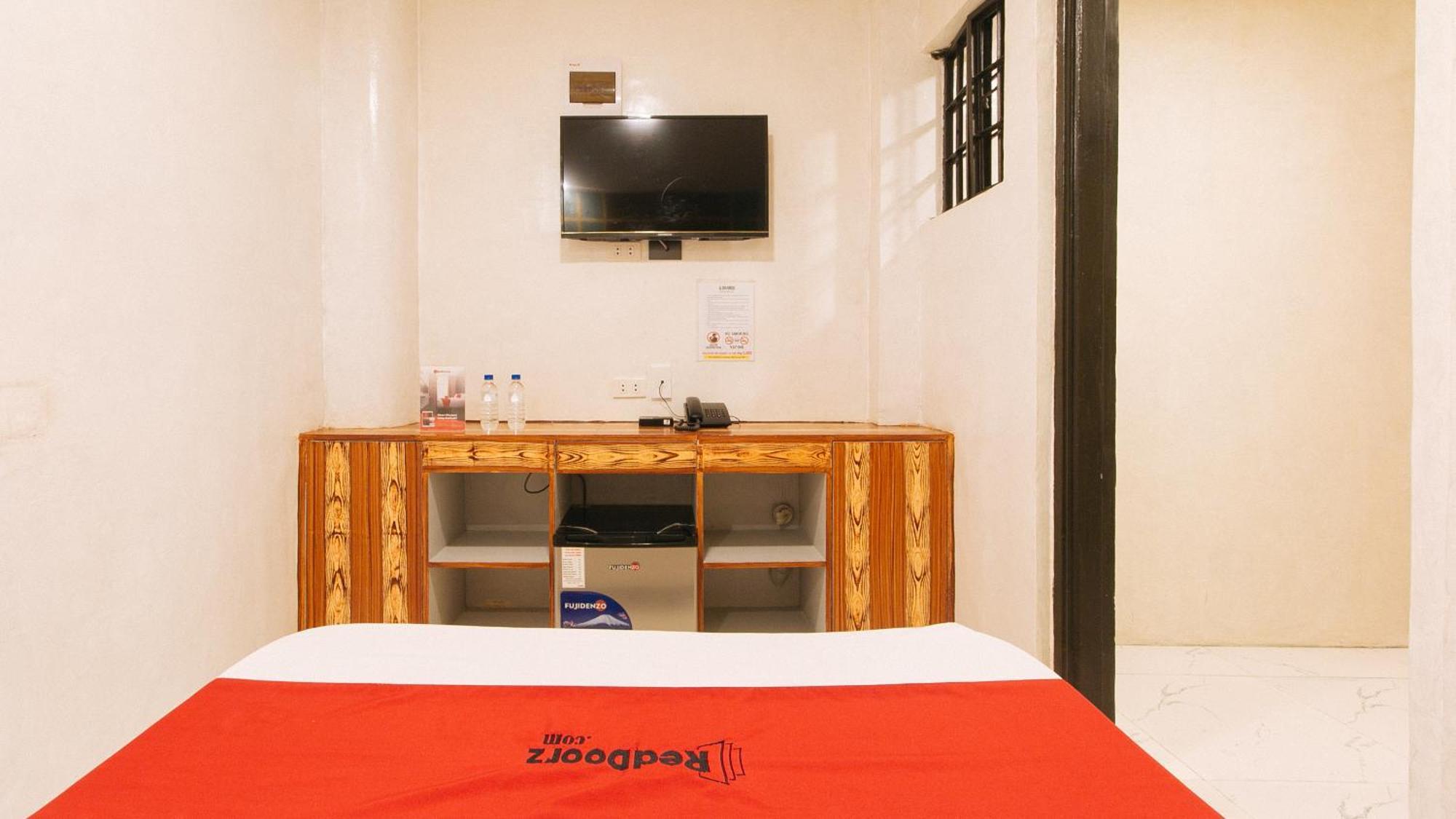 Hotel Reddoorz @ Piy Margal Sampaloc Manila Exterior foto